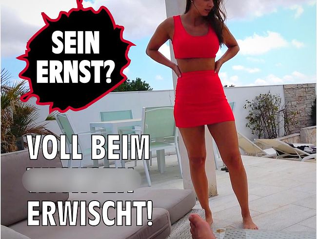 MaryWet Porno Video: ERNSTHAFT? Voll beim wi**sen erwischt!